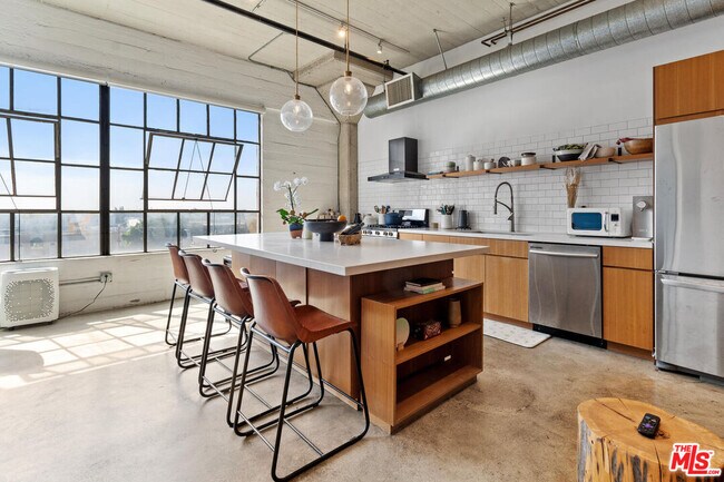 property at 1855 Industrial St