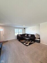 2637 Spurlock Ln in Greenwood, IN - Building Photo - Building Photo