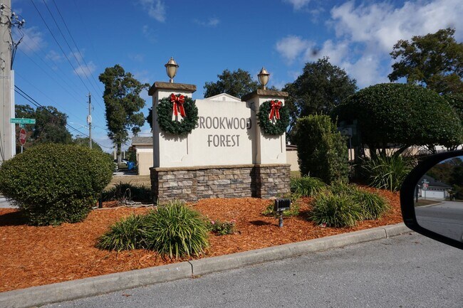 10031 Romaine Cir N in Jacksonville, FL - Building Photo - Building Photo