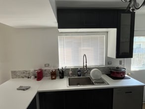 771 Marilyn Ave, Unit B310 in Glendale Heights, IL - Building Photo - Building Photo