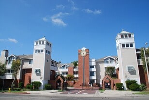 875 S B St in Oxnard, CA - Building Photo