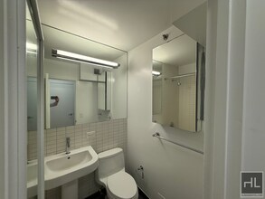 East 39th Street in New York, NY - Building Photo - Building Photo
