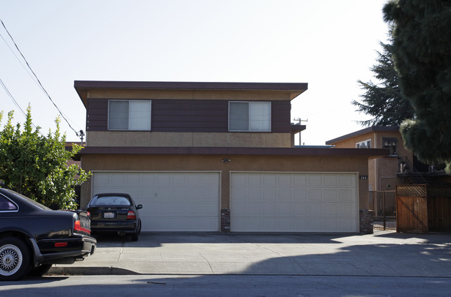 355 Best Ave in San Leandro, CA - Building Photo - Building Photo