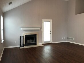 881 Gerardi Rd in Lexington, KY - Building Photo - Building Photo