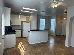 16518 Cairngrove Ln in Houston, TX - Building Photo - Building Photo