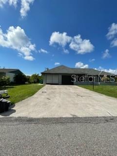 18503 Poston Ave in Port Charlotte, FL - Building Photo