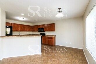 1480 W Roosevelt Ave in Coolidge, AZ - Building Photo - Building Photo