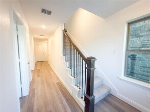 114 Settlers Wy in Euless, TX - Building Photo - Building Photo