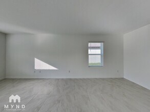36813 Yesler Dr in Zephyrhills, FL - Building Photo - Building Photo