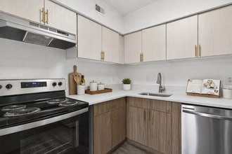 Monarch Crossing in Newport News, VA - Building Photo - Building Photo