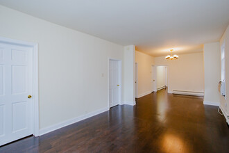 3607 S Emerald Ave in Chicago, IL - Building Photo - Building Photo