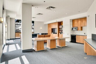 5001 California Ave SW in Seattle, WA - Building Photo - Building Photo