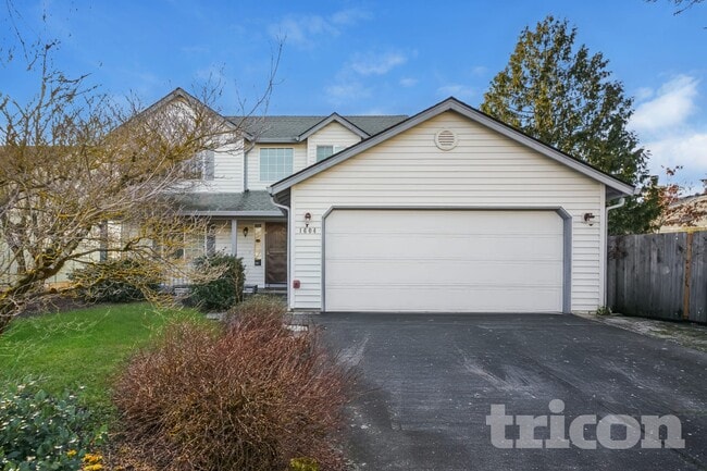 property at 1604 SE 171st Pl