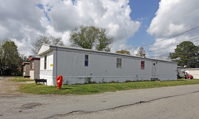 Chesapeake Mobile Home Park in Chesapeake, VA - Building Photo - Building Photo