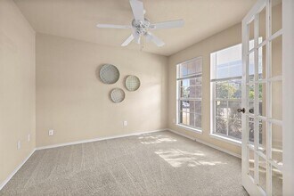 208 Creston St in Hutto, TX - Building Photo - Building Photo