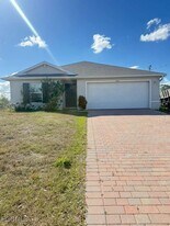 3003 Lady Ln in La Belle, FL - Building Photo