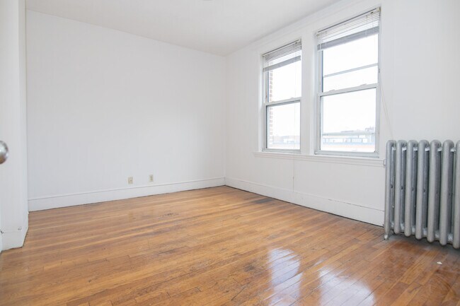 15 Scottfield Rd, Unit 3 photo'