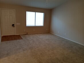 8628 E Nopal Ave in Mesa, AZ - Building Photo - Building Photo