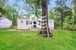 2438 Pye Ave in Columbus, GA - Building Photo