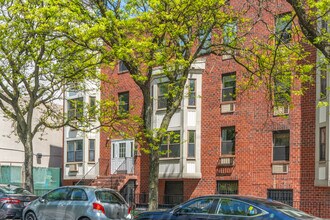 415 Carlton Ave in Brooklyn, NY - Building Photo - Building Photo
