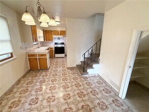 211 Magnolia Ave in East Rochester, NY - Building Photo - Building Photo