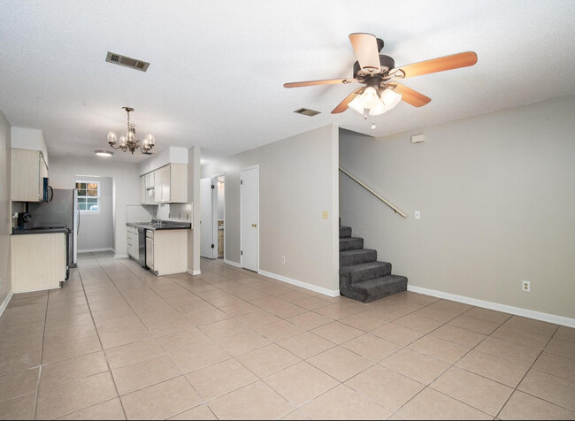 830 Shadow Ln in Fort Walton Beach, FL - Building Photo - Building Photo