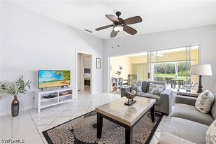 3664 El Segundo Ct in Naples, FL - Building Photo