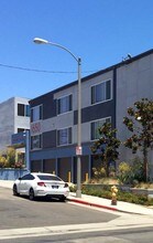 Newport Wilton Apartments in Long Beach, CA - Building Photo - Building Photo