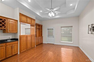 2512 S Calle Madrid in Pharr, TX - Building Photo - Building Photo