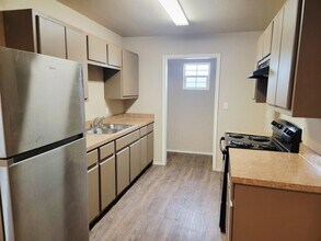 110 82nd St in Lubbock, TX - Building Photo - Building Photo