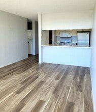 98-500-500 Koauka Loop in Aiea, HI - Building Photo - Building Photo