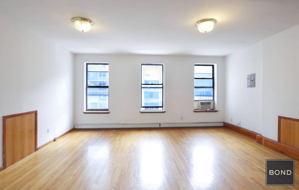797 6th Ave in New York, NY - Building Photo
