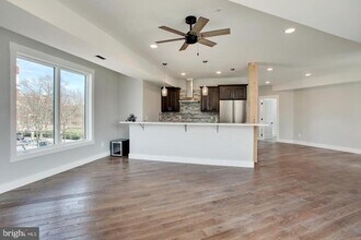 1811 Ridge Ave in Philadelphia, PA - Building Photo - Building Photo