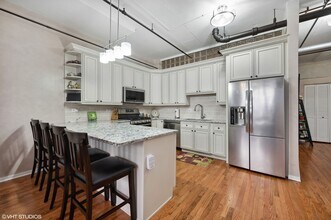 6 S Laflin St in Chicago, IL - Foto de edificio - Building Photo