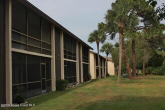 2145 Golf Isle Dr in Melbourne, FL - Building Photo - Building Photo