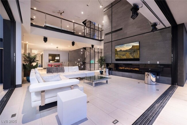 property at 750 Dragon Ridge Dr