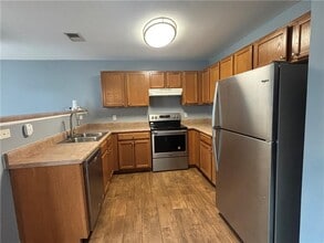 334 Princeton Walk in Adairsville, GA - Building Photo - Building Photo
