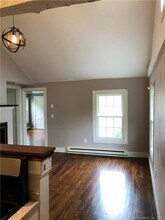 17 Maple St in Chester, CT - Building Photo - Building Photo
