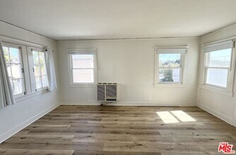 646 Ocean Park Blvd in Santa Monica, CA - Building Photo - Building Photo
