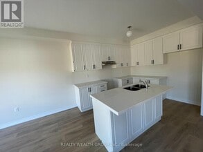 26 Tumblewood Pl in Welland, ON - Building Photo - Building Photo