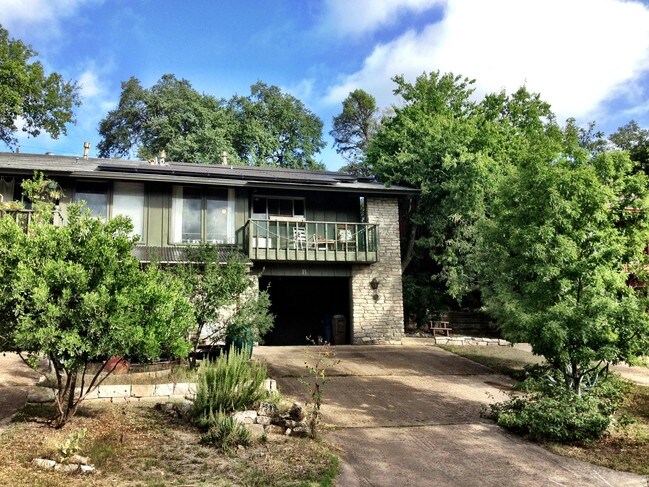2608 Carnarvon Ln, Unit B in Austin, TX - Building Photo - Building Photo