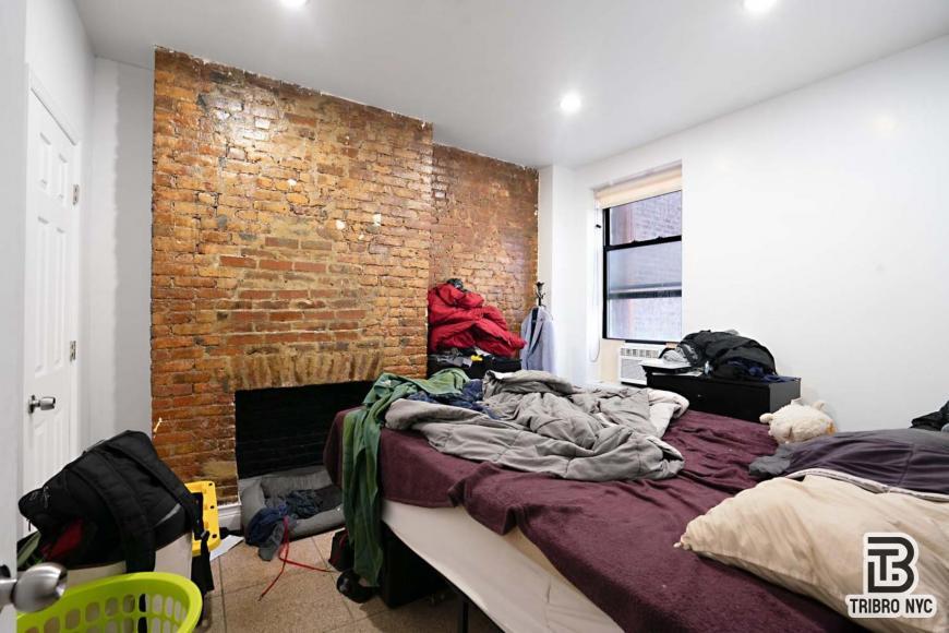 2254 2nd Ave in New York, NY - Building Photo
