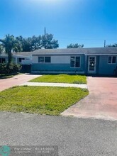 6320 Adams St in Hollywood, FL - Building Photo - Building Photo