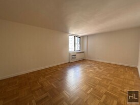 East 79th Street, Unit 11K in New York, NY - Building Photo