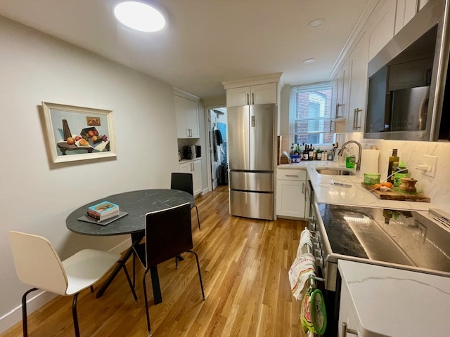 3 Garden Ct St, Unit APT4 in Boston, MA - Building Photo - Building Photo
