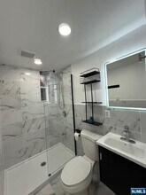 477 Mercer St in Jersey City, NJ - Building Photo - Building Photo