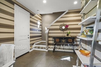 569 E Montecito St in Santa Barbara, CA - Building Photo - Building Photo