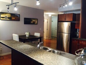 9707 106 St in Edmonton, AB - Building Photo - Building Photo