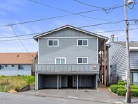 257 SW Ebb Ave, Unit 257  Sea Stopper in Lincoln City, OR - Building Photo - Building Photo