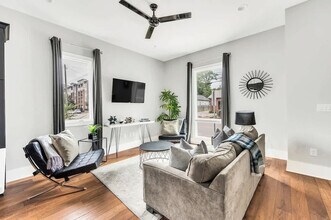 1332 3rd Ave N, Unit SI ID1470331P in Nashville, TN - Foto de edificio - Building Photo